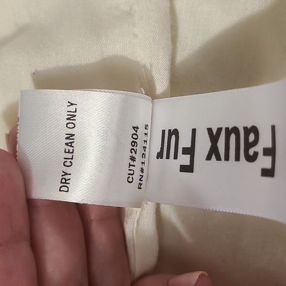 Elodie Faux Fur Shacket - Picture 9 of 9